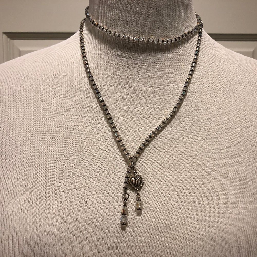 Sparkly rope necklace w charms EUC